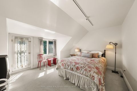 Photo 19 at 9 Inglewood Drive, Moore Park, Toronto