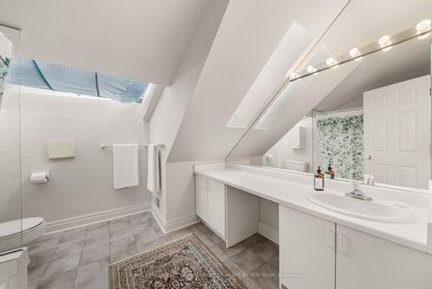 Photo 23 at 9 Inglewood Drive, Moore Park, Toronto