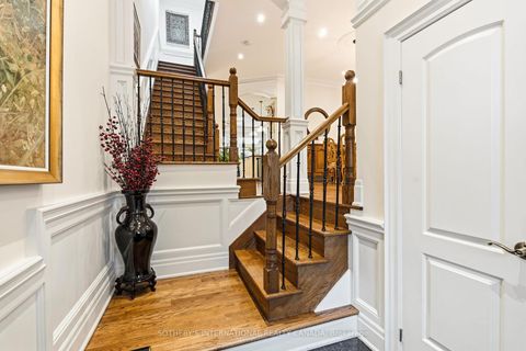 Photo 3 at 209 Douglas Avenue, Lawrence Park North, Toronto