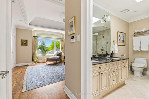 Photo 16 at 209 Douglas Avenue, Lawrence Park North, Toronto