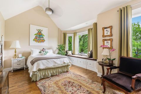 Photo 20 at 209 Douglas Avenue, Lawrence Park North, Toronto