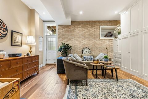Photo 26 at 209 Douglas Avenue, Lawrence Park North, Toronto