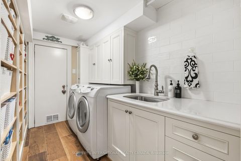 Photo 31 at 209 Douglas Avenue, Lawrence Park North, Toronto