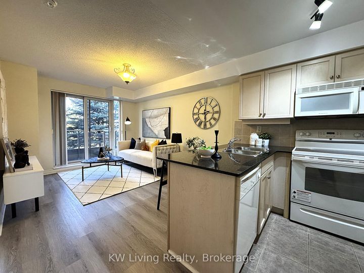Photo 4 at 204 - 19 Barberry Place, Bayview Village, Toronto