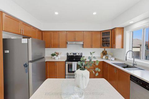 Photo 10 at 338 Dowson Loop, Woodland Hill, Newmarket
