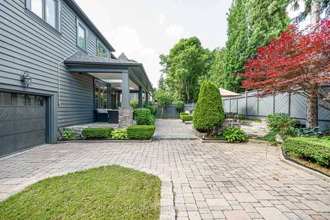 Photo 10 at 37 Stuart Crescent, Westgate, Toronto