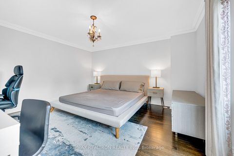Photo 41 at 37 Stuart Crescent, Westgate, Toronto