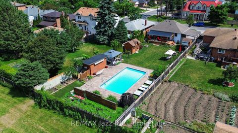 Photo 3 at 12 Warnsworth Street, West Hill, Toronto