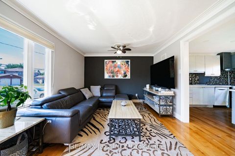 Photo 24 at 12 Warnsworth Street, West Hill, Toronto