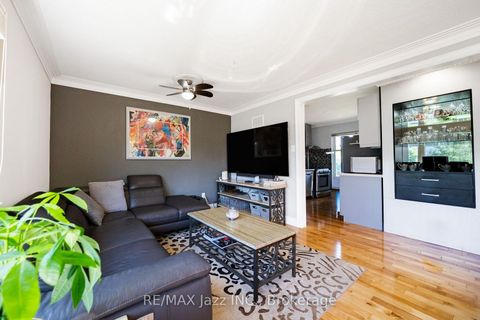 Photo 25 at 12 Warnsworth Street, West Hill, Toronto