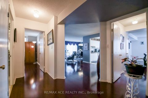 Photo 6 at 314 - 480 Mclevin Avenue, Malvern, Toronto