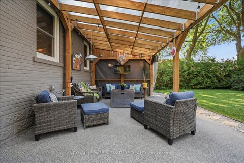 Photo 34 at 24 Latham Avenue, Cliffside, Toronto