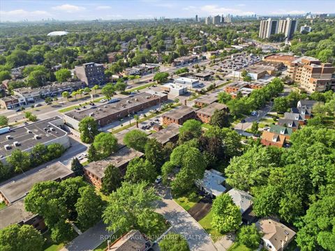 Photo 45 at 24 Latham Avenue, Cliffside, Toronto