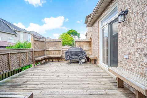 Photo 9 at 21 Mira Vista Place, Sonoma Heights, Vaughan