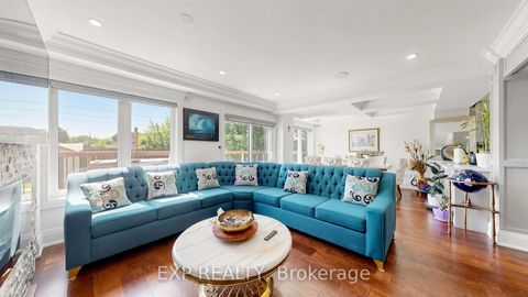 Photo 3 at 44 Tower Drive, Maryvale, Toronto