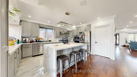 Photo 7 at 44 Tower Drive, Maryvale, Toronto
