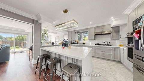 Photo 8 at 44 Tower Drive, Maryvale, Toronto
