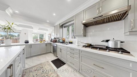 Photo 10 at 44 Tower Drive, Maryvale, Toronto