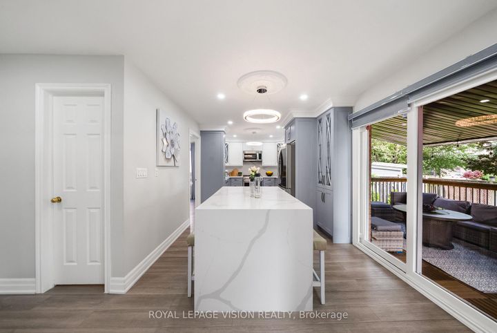 Photo 7 at 5 Anson Avenue, Cliffcrest, Toronto