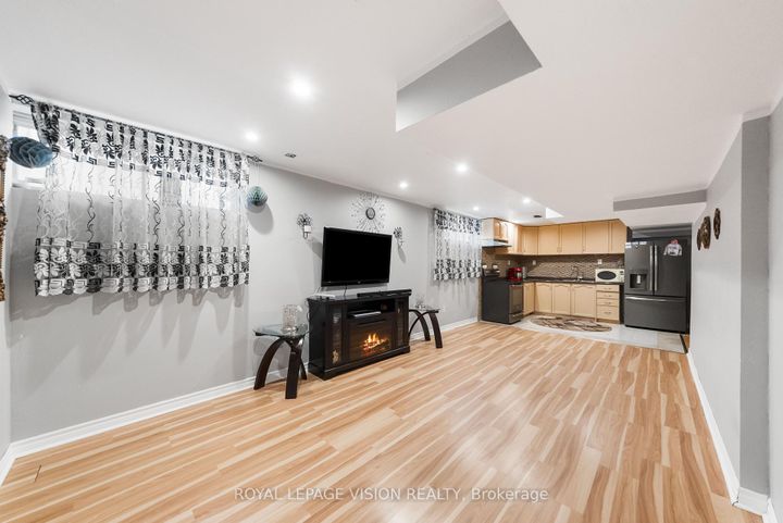 Photo 30 at 5 Anson Avenue, Cliffcrest, Toronto