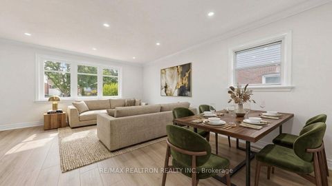 Photo 6 at 91 Vauxhall Drive, Dorset Park, Toronto