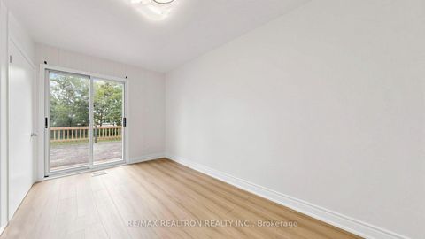 Photo 17 at 91 Vauxhall Drive, Dorset Park, Toronto