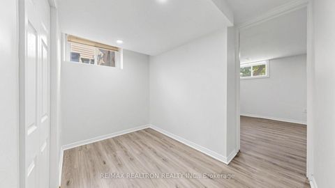 Photo 26 at 91 Vauxhall Drive, Dorset Park, Toronto