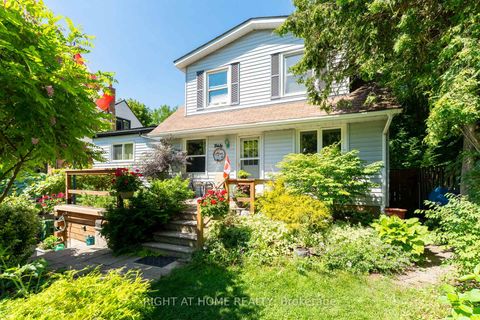 Photo 0 at 30 Allister Avenue, Cliffcrest, Toronto