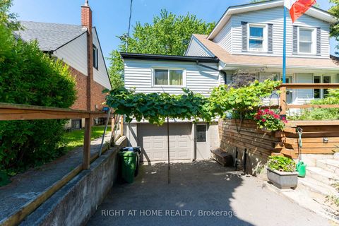 Photo 5 at 30 Allister Avenue, Cliffcrest, Toronto
