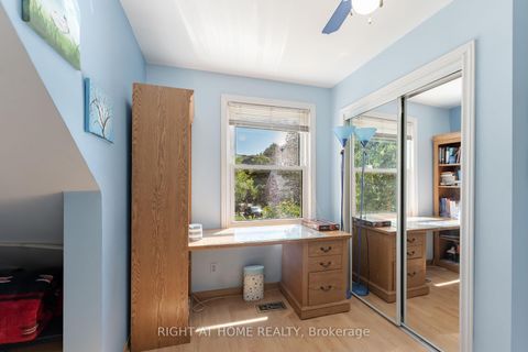 Photo 16 at 30 Allister Avenue, Cliffcrest, Toronto