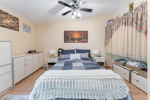 Photo 18 at 30 Allister Avenue, Cliffcrest, Toronto