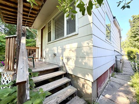 Photo 23 at 30 Allister Avenue, Cliffcrest, Toronto