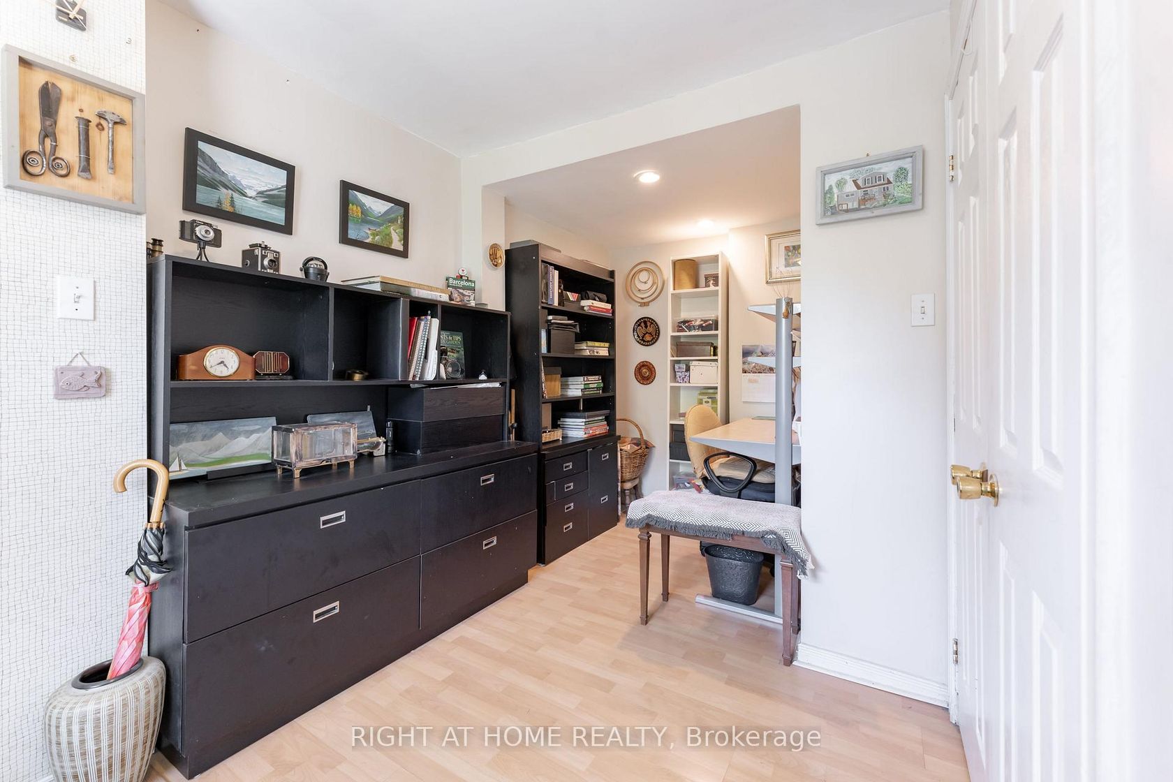 Photo 11 at 30 Allister Avenue, Cliffcrest, Toronto