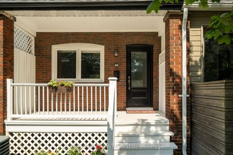 Photo 2 at 37 Gledhill Avenue, Lumsden, Toronto