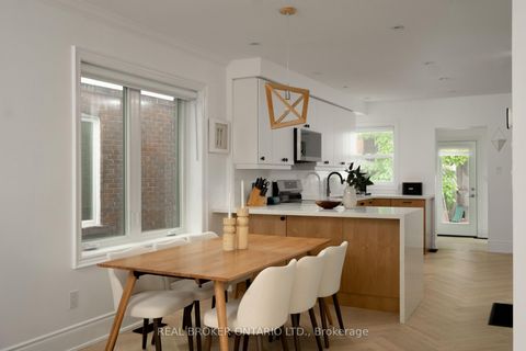 Photo 7 at 37 Gledhill Avenue, Lumsden, Toronto