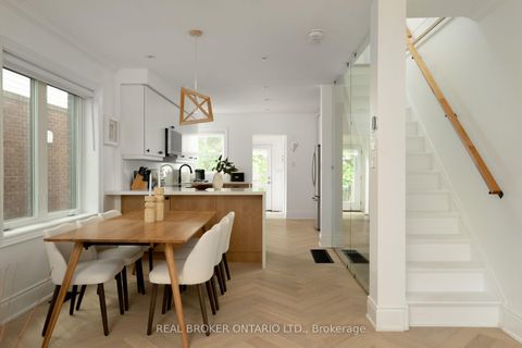 Photo 8 at 37 Gledhill Avenue, Lumsden, Toronto