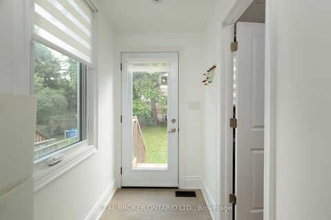 Photo 15 at 37 Gledhill Avenue, Lumsden, Toronto