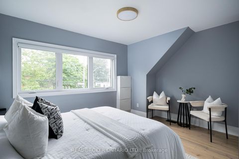 Photo 19 at 37 Gledhill Avenue, Lumsden, Toronto