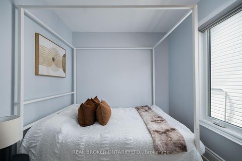 Photo 25 at 37 Gledhill Avenue, Lumsden, Toronto