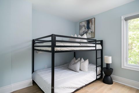 Photo 30 at 37 Gledhill Avenue, Lumsden, Toronto