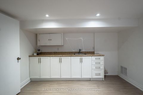 Photo 31 at 37 Gledhill Avenue, Lumsden, Toronto