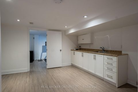 Photo 36 at 37 Gledhill Avenue, Lumsden, Toronto