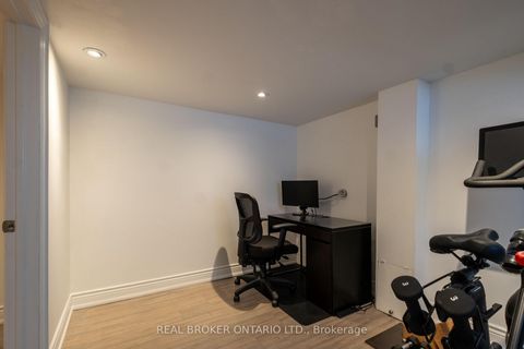 Photo 40 at 37 Gledhill Avenue, Lumsden, Toronto