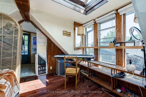 Photo 11 at 204 Yarmouth Road, Junction, Toronto