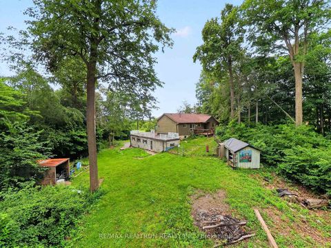 Photo 7 at 110 Glenwoods Avenue, Keswick South, Georgina