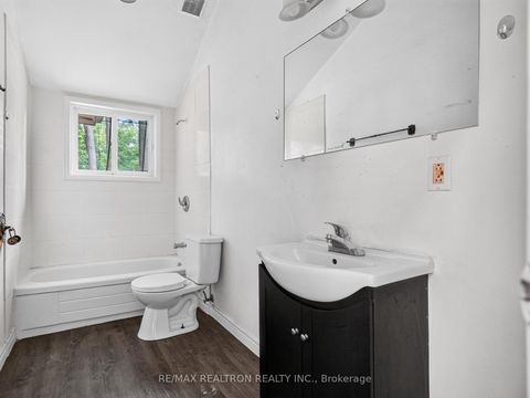 Photo 20 at 110 Glenwoods Avenue, Keswick South, Georgina