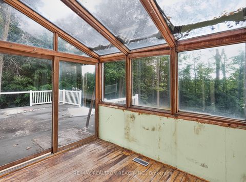 Photo 22 at 110 Glenwoods Avenue, Keswick South, Georgina