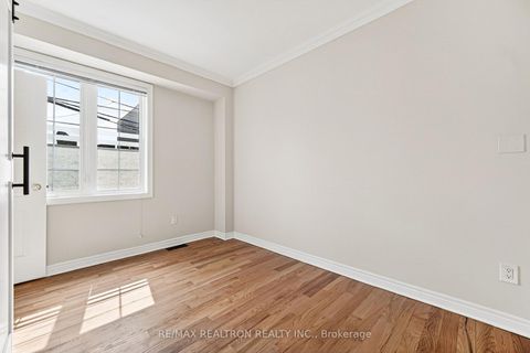 Photo 12 at 454 Donlands Avenue, East York, Toronto
