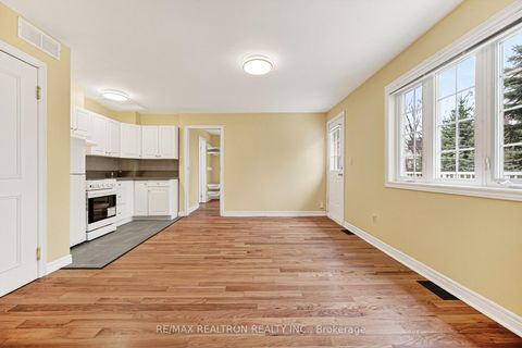 Photo 18 at 454 Donlands Avenue, East York, Toronto