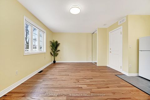 Photo 20 at 454 Donlands Avenue, East York, Toronto